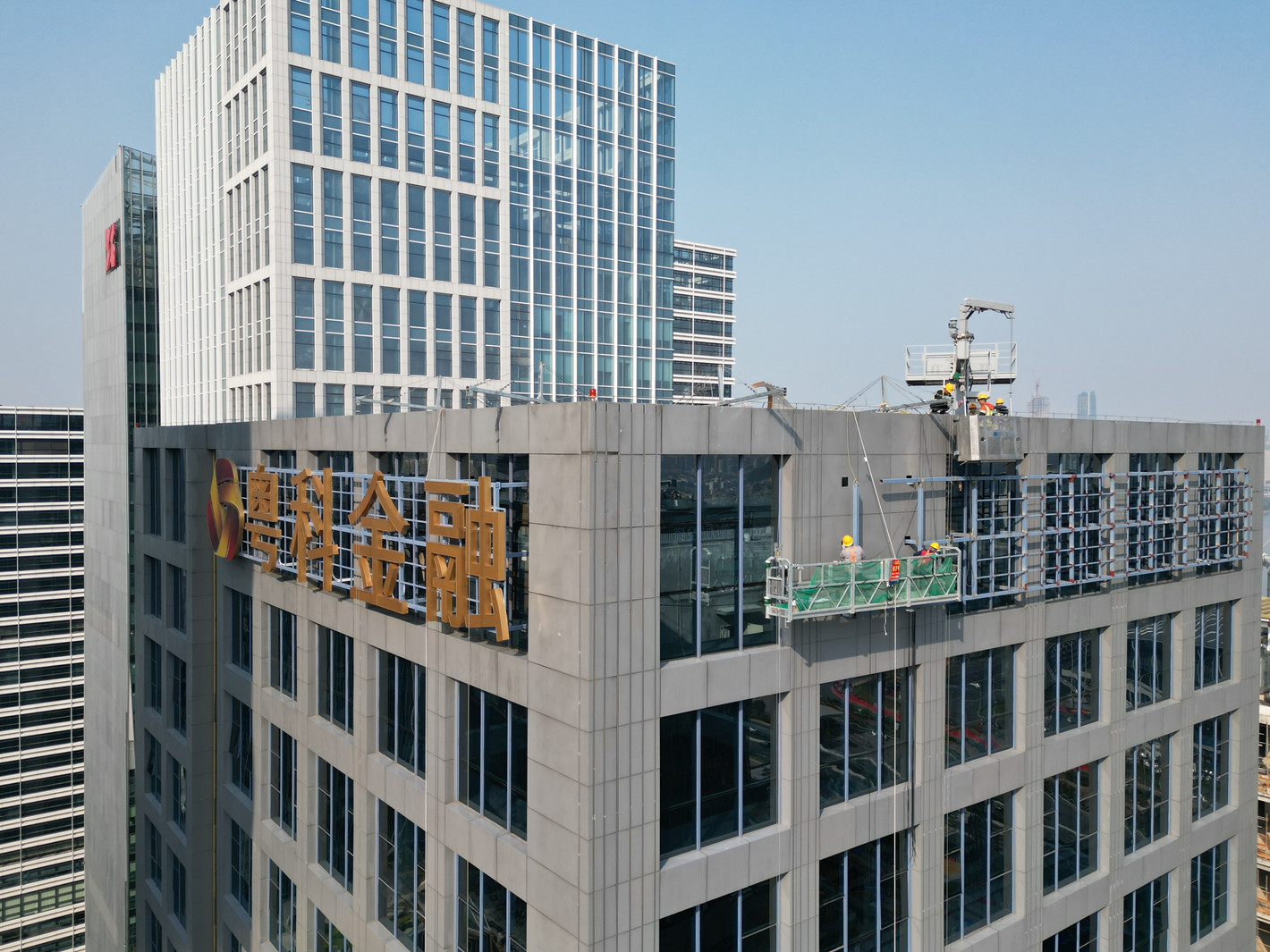 廣州三志廣告 樓頂大字與發光字的一站式專家